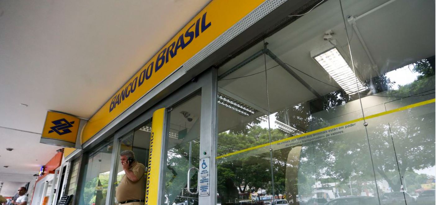 Banco do Brasil vai fechar agências e demitir 5.000 funcionários